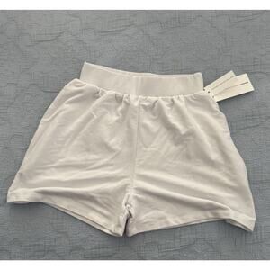 NWT Londre White Lounge Short Bridal Bride Bachelorette Sz XS
